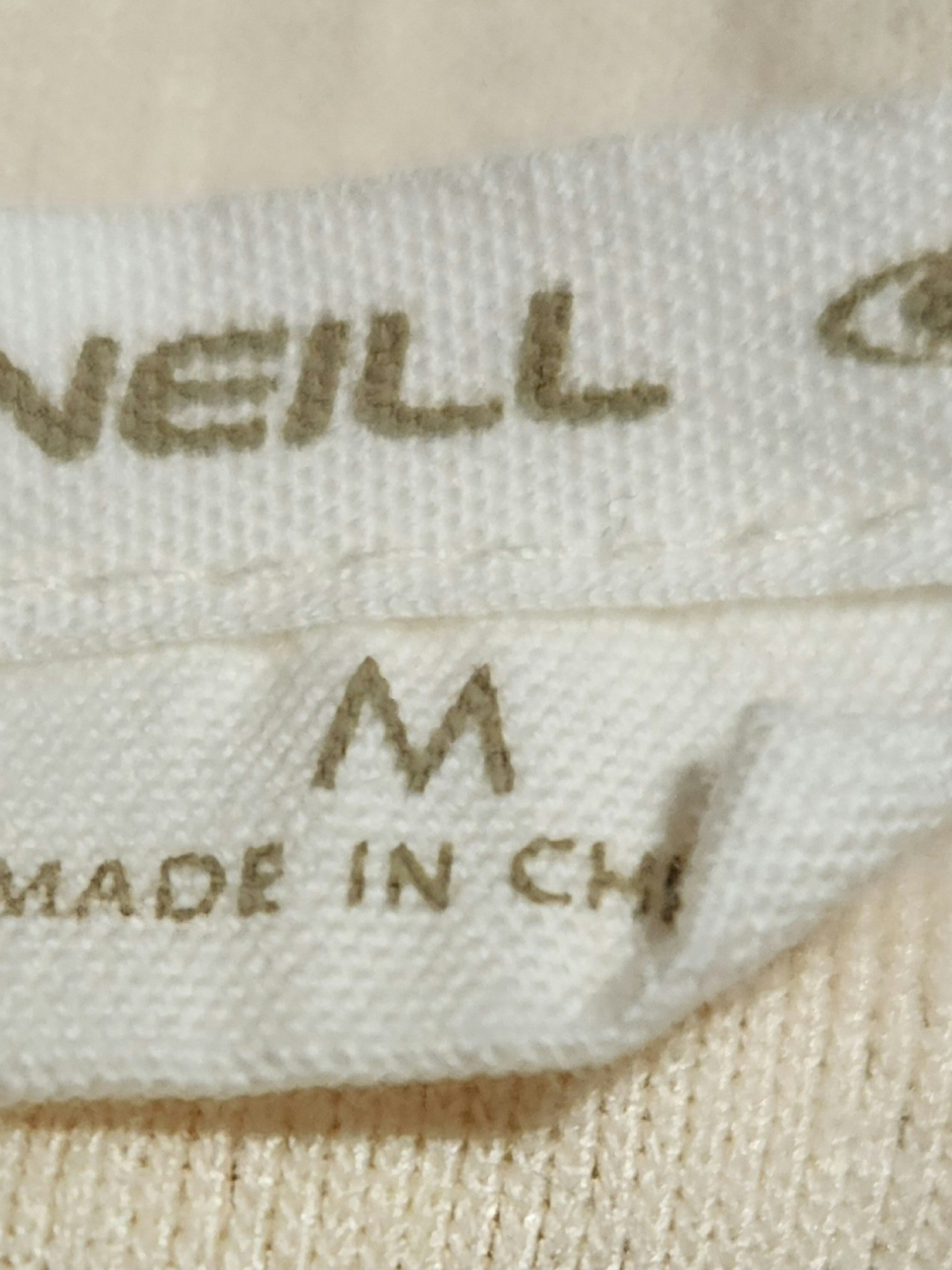 O'Neill Cream Ribbed Button-Front Crop Tank - Picture 3 of 3